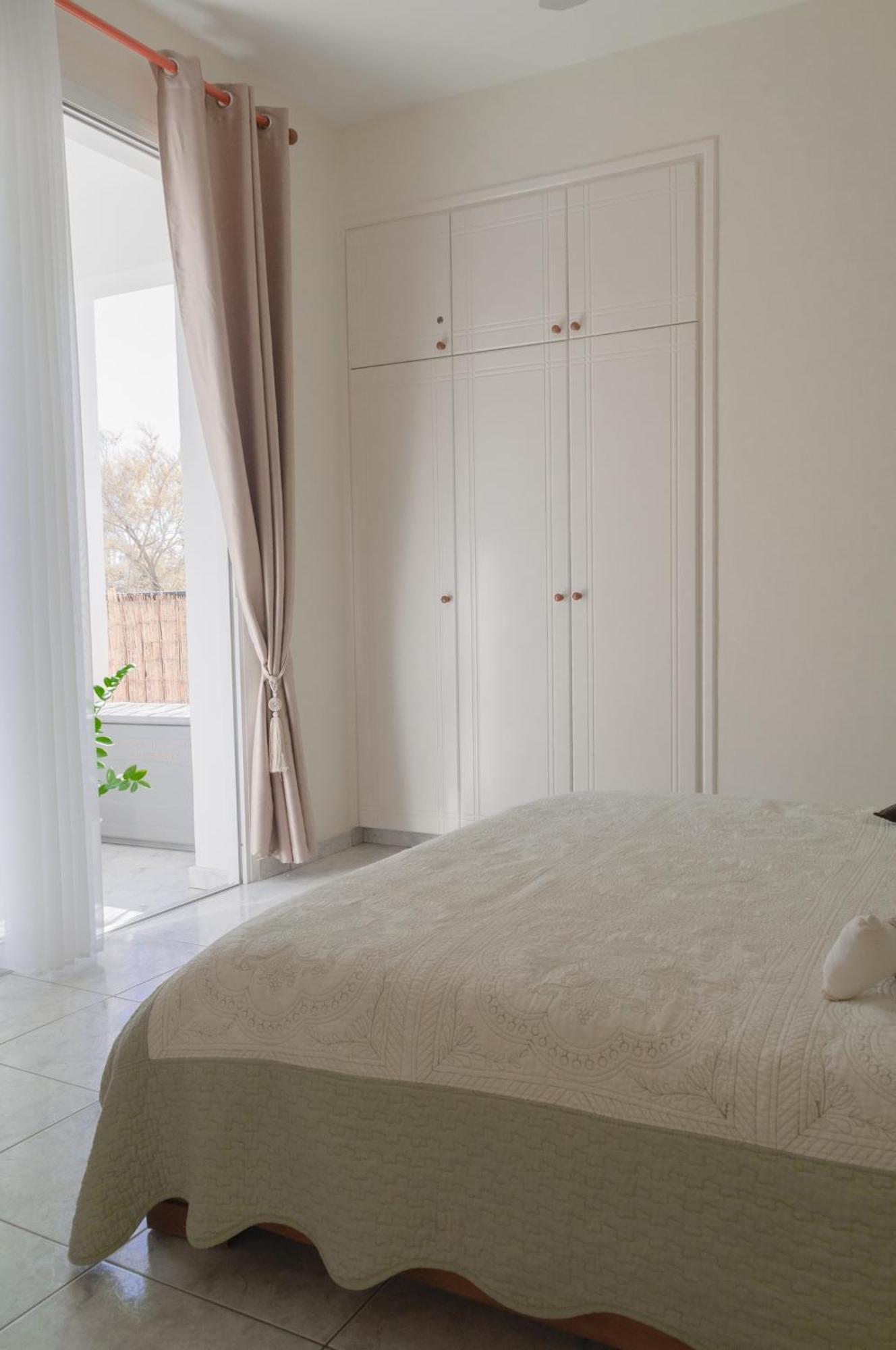 Cozy 1 Bedroom Apartment In Walking Distance To The Municipal Beach Paphos 外观 照片